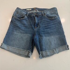 Kut from the Kloth Classic Blue Jean Shorts